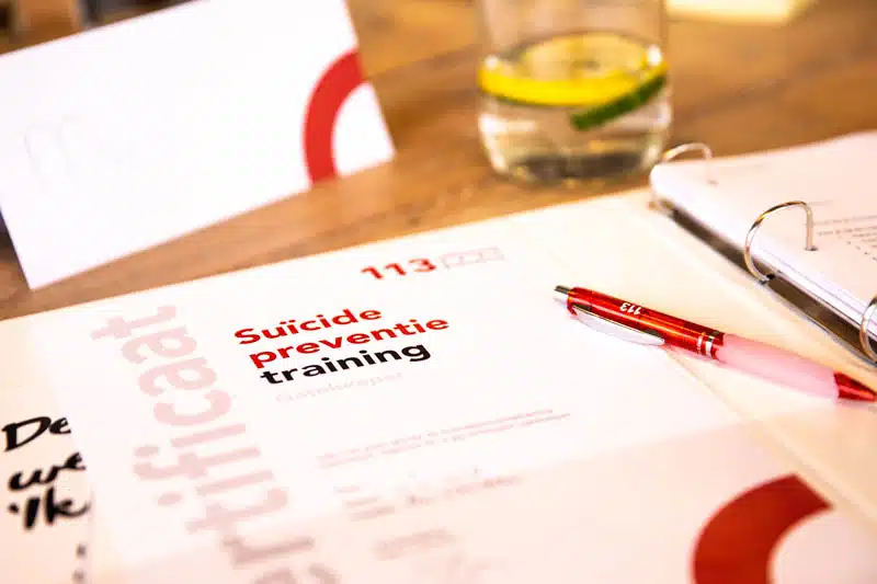 113 Suïcidepreventie voorlichting en training voor vrijwilligers van belangenorganisaties  